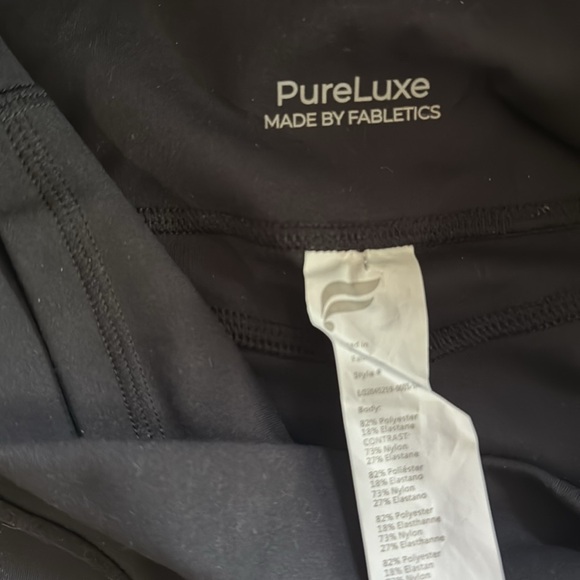 FABLETICS Oasis PureLuxe High-Waisted Legging 7/8 Black S Small $50 EUC - Picture 9 of 12